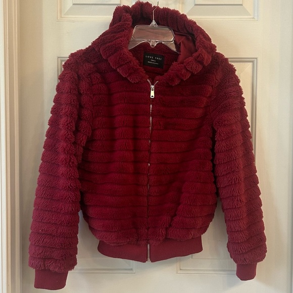 Love Tree Hooded Burgundy Faux Fur Coat Jacket Small - Picture 1 of 8
